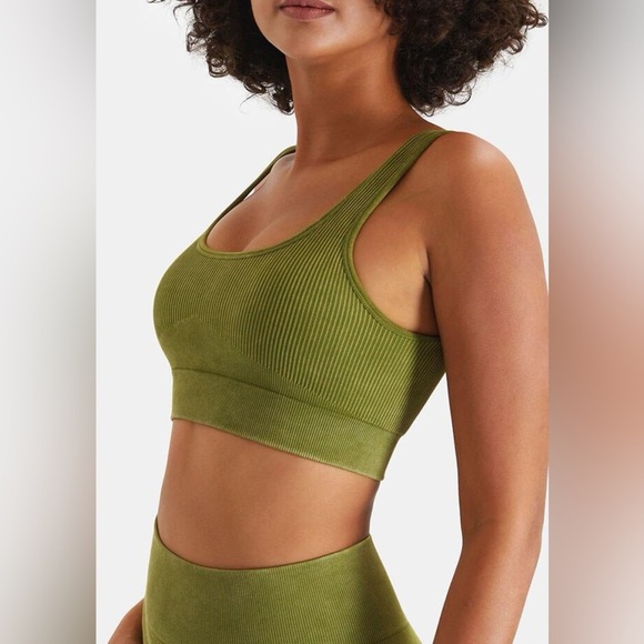 Pink Active Victoria’s Secret Green Ribbed Sports Bra - Picture 1 of 5